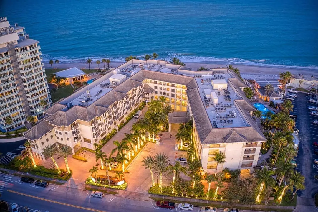 Luxury beachfront 4-star hotel Kimpton Vero Beach Hotel & Spa