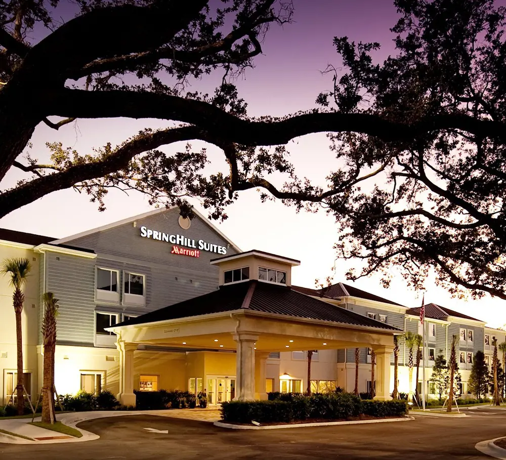 A perfect click of Vero SpringHill Suites during the dawn