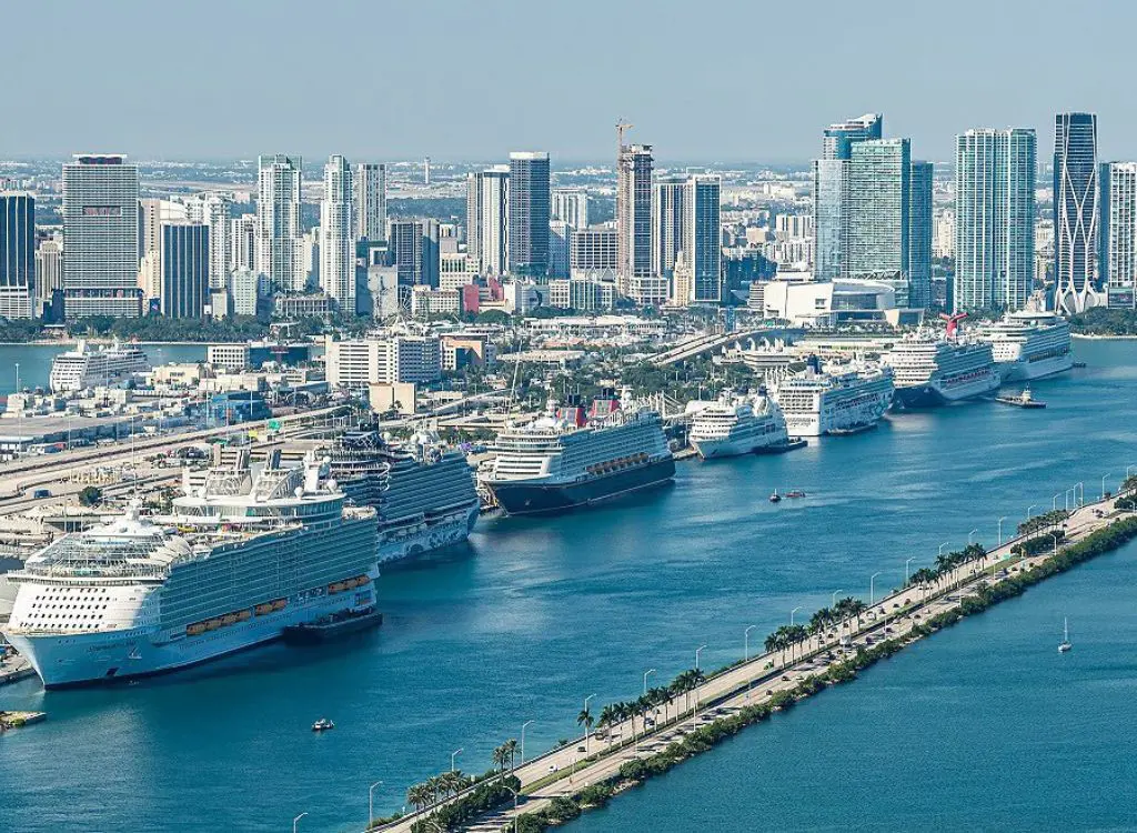 Cruise ports in Florida are some of the most biggest in the world