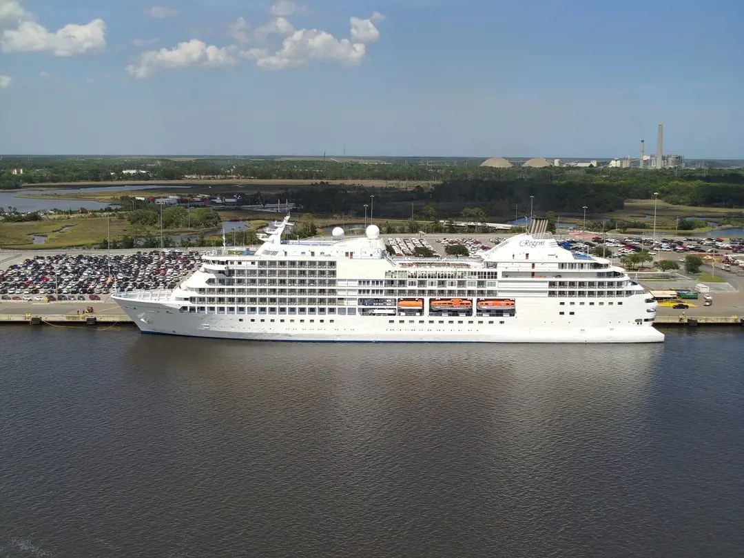 Jacksonville holds carnival cruise lines
