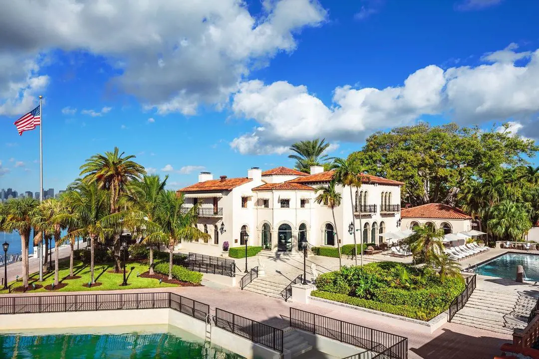 A majestic Vanderbilt romantic Mansion on the side of Miami beach